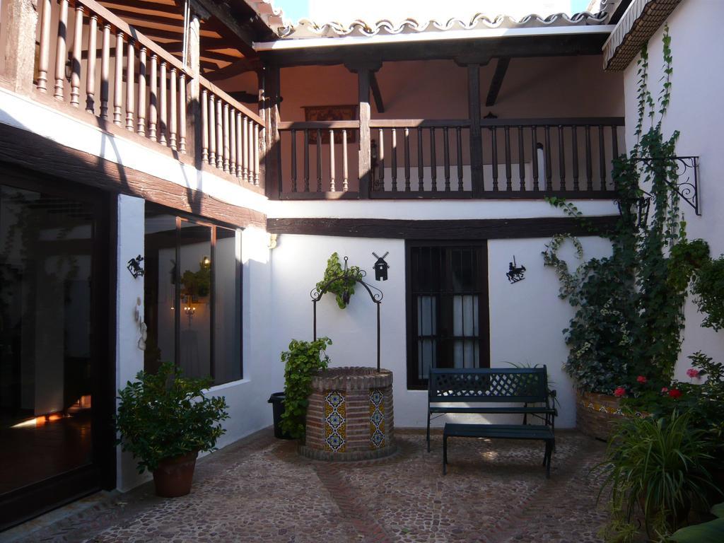 Hospederia Casa De La Torre Guest House เอลโตโบโซ ภายนอก รูปภาพ
